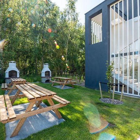 Jasne I Nowoczesne Apartamenty Sun Seasons 24 Blisko Plazy By Noclegi Renters Niechorze Exterior photo
