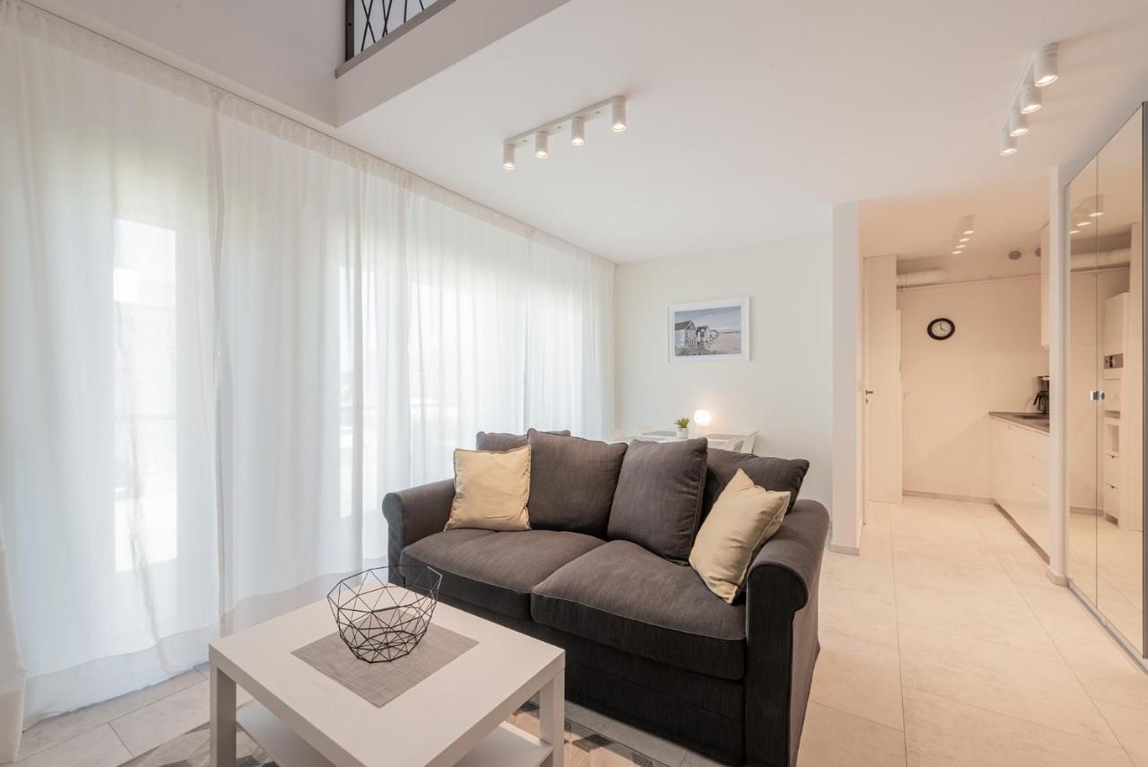 Jasne I Nowoczesne Apartamenty Sun Seasons 24 Blisko Plazy By Noclegi Renters Niechorze Exterior photo
